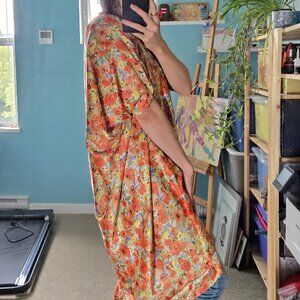 Handmade thin overcoat from Iran - beautiful floral, buttonless